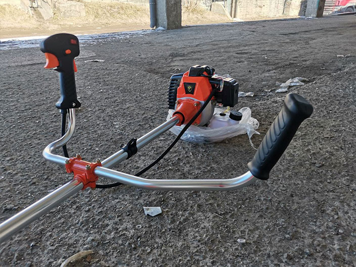 Бензокосилка Profi Motors